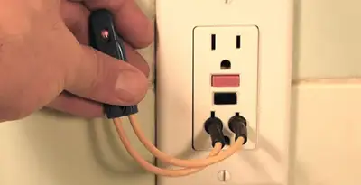 gfci circuits service testing ground fault circuit interrupter outlet to ensure electrical protection in Oklahoma City, OK